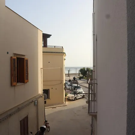 Affittacamere Ajamola '800 Favignana