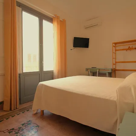 Maison d'hôtes Ajamola '800 *